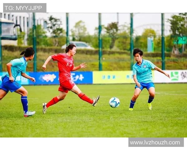 2017年中国足球赛事回顾与分析聚焦国内联赛与国际比赛的精彩瞬间